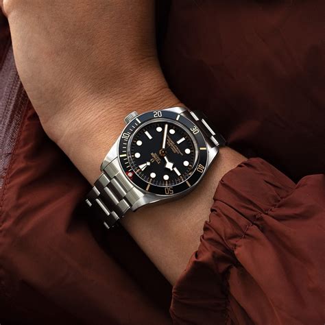 tudor m79030n 0001|tudor black bay red.